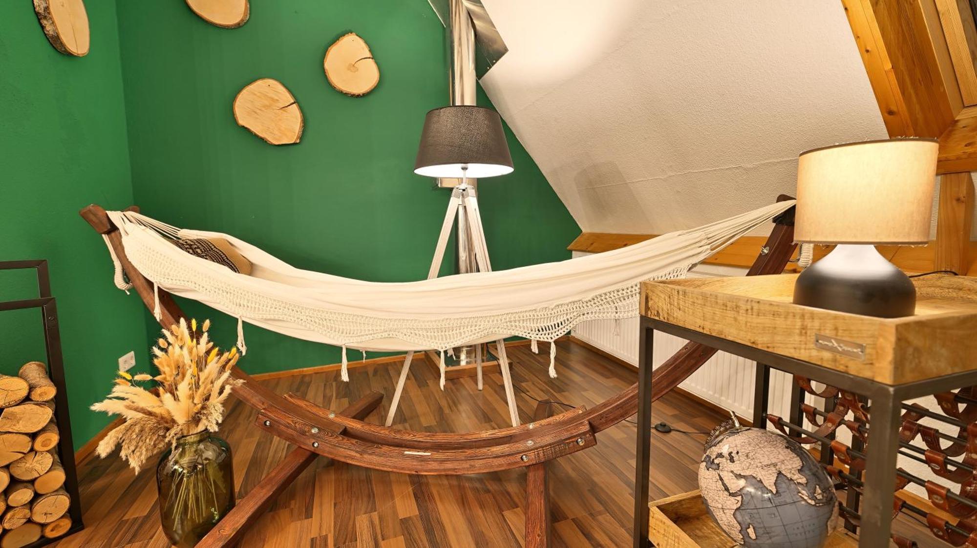 Green Loft Schwarzwald - Dach-Balkon--Musik-Ecke Fluorn-Winzeln ภายนอก รูปภาพ